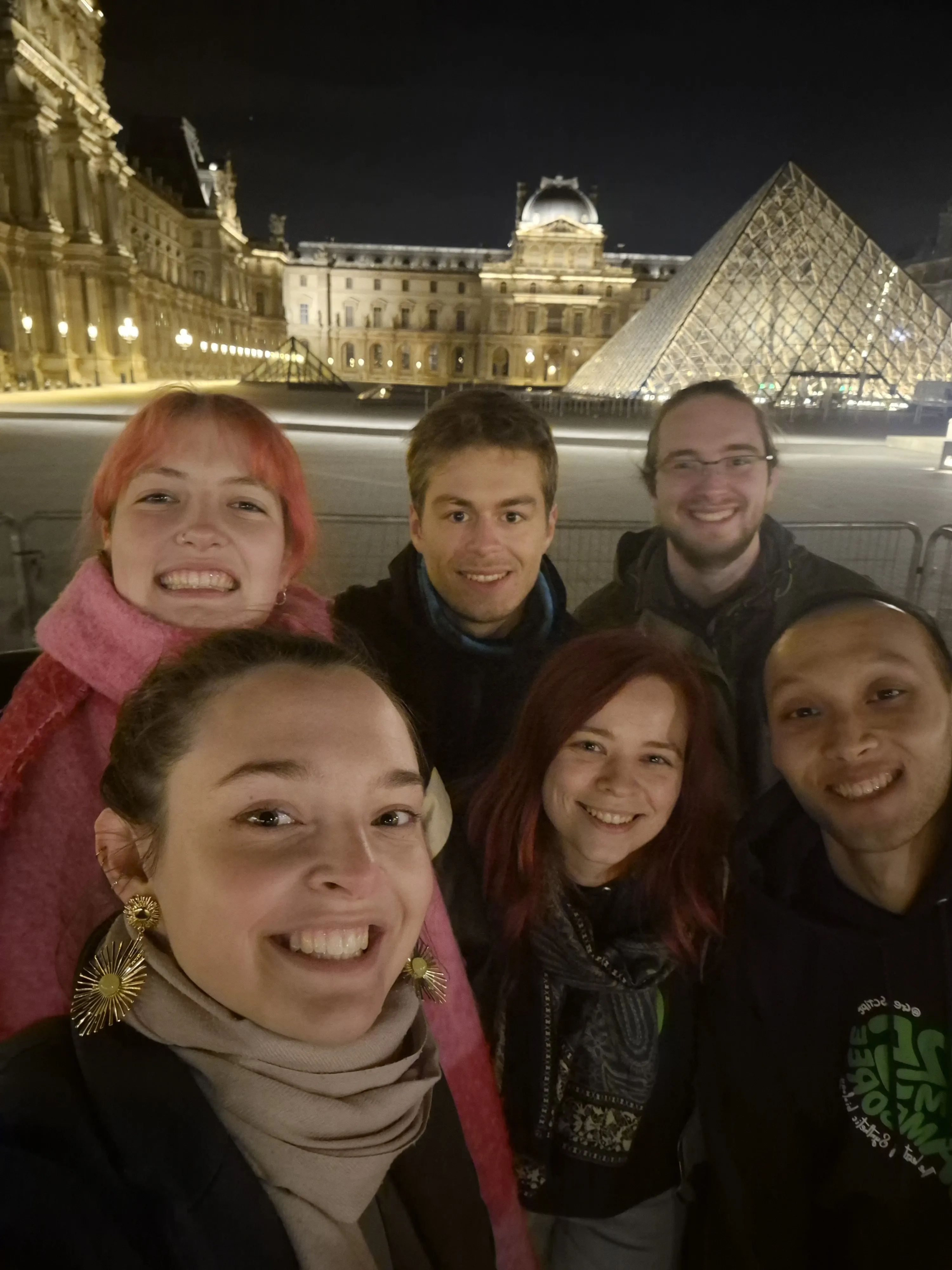 TRAPS members posing in front of the Louvre