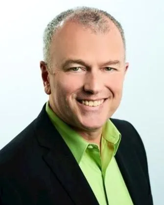 James Macintosh Photo