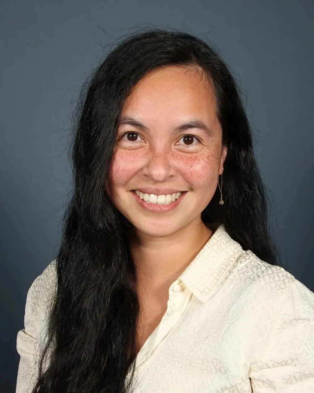 Headshot of Jenny Mae Samson.