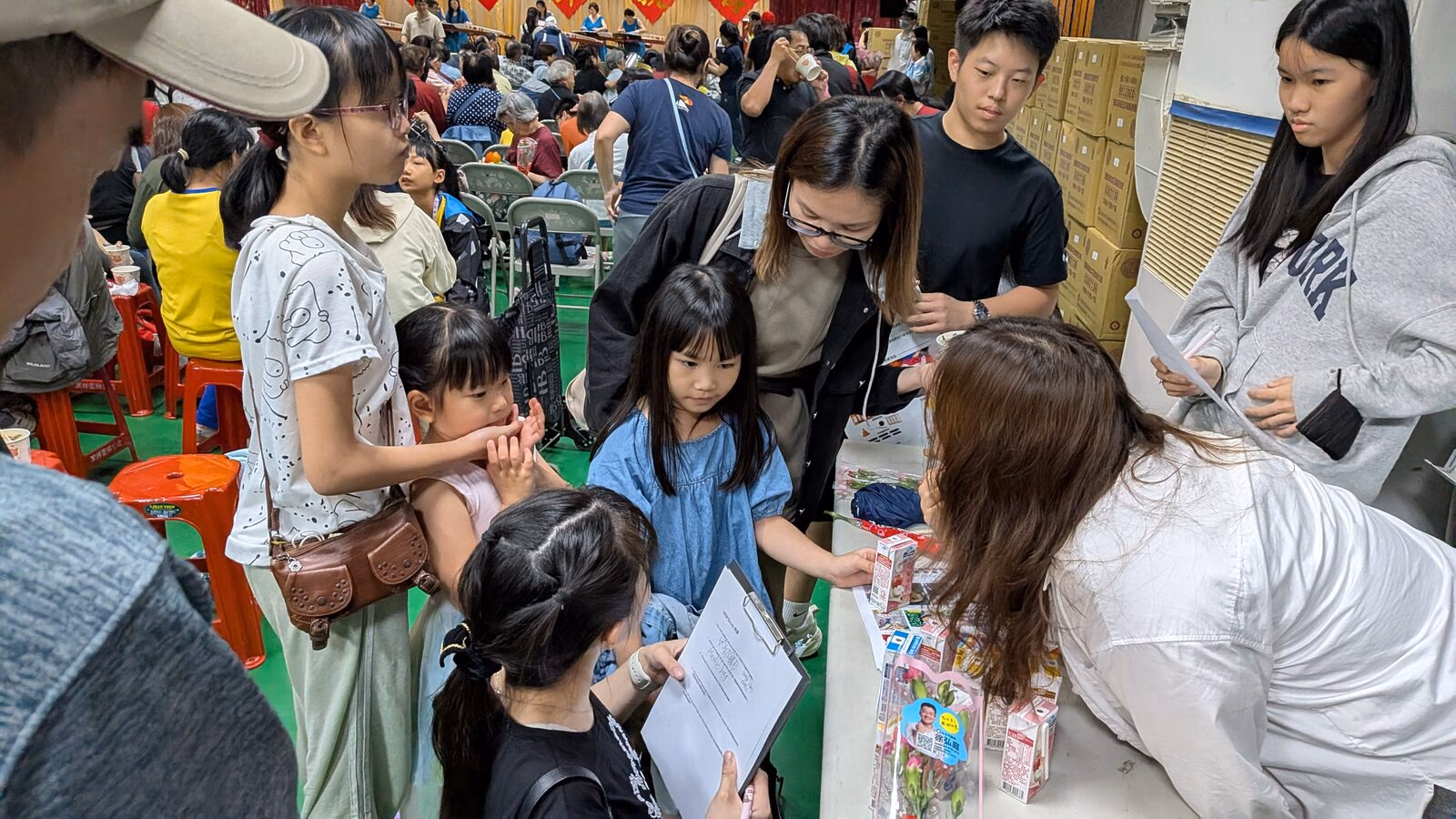 Mother's Day Outreach event photo 19